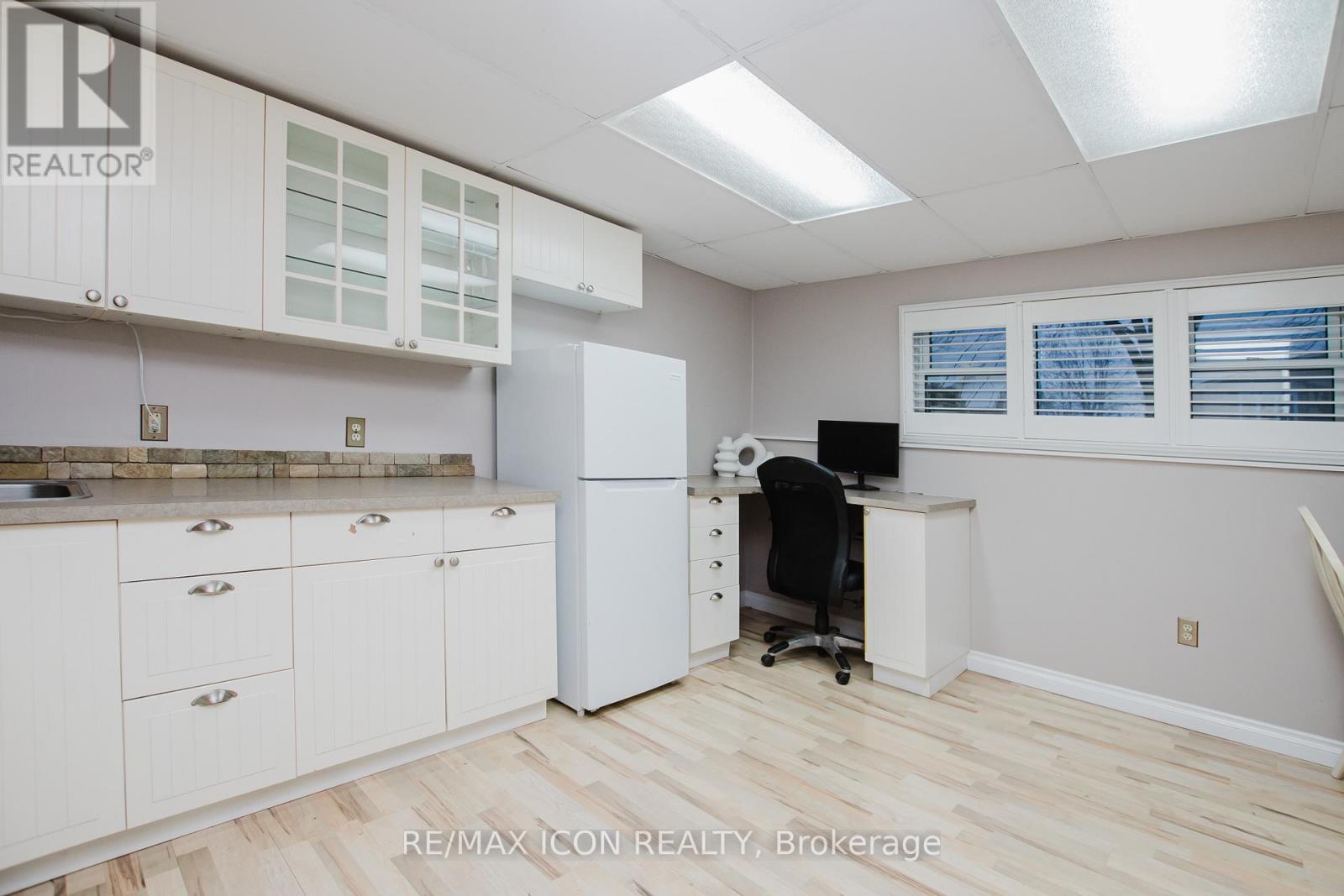 8332 Mundare Crescent, Niagara Falls, Ontario  L2G 7M5 - Photo 37 - X12659720