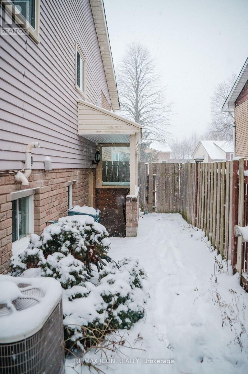 8332 Mundare Crescent, Niagara Falls, Ontario  L2G 7M5 - Photo 44 - X12659720