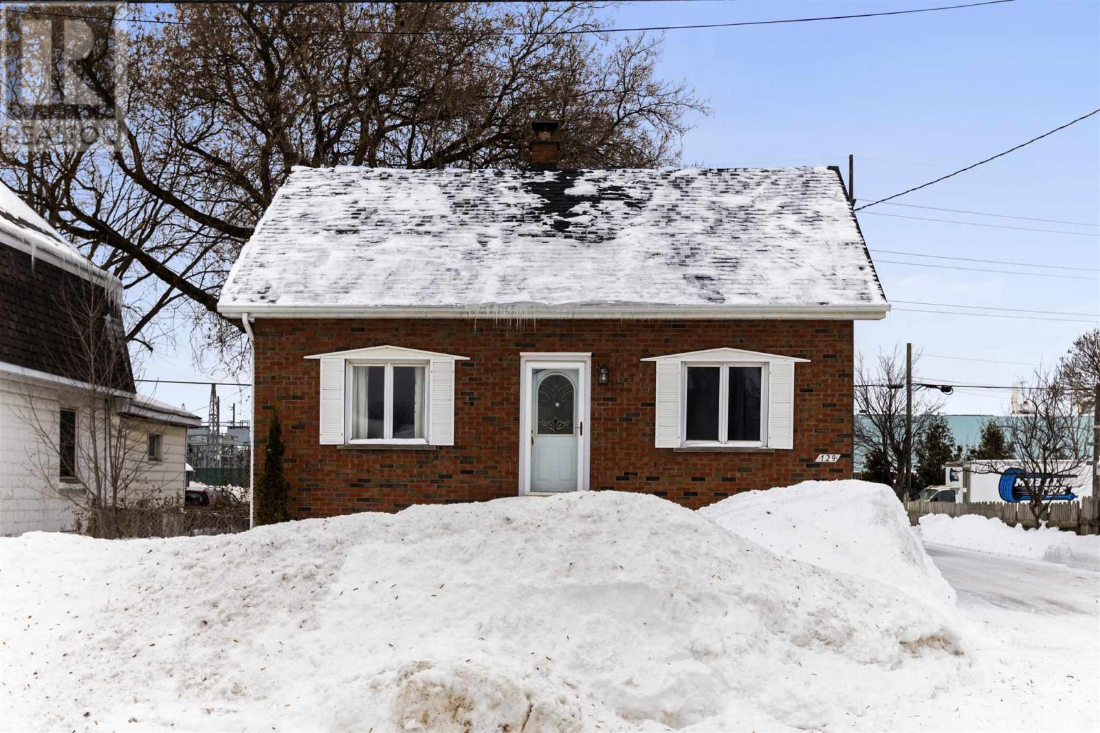 129 Wallace Ter, Sault Ste. Marie, Ontario  P6C 1K2 - Photo 44 - SM253504