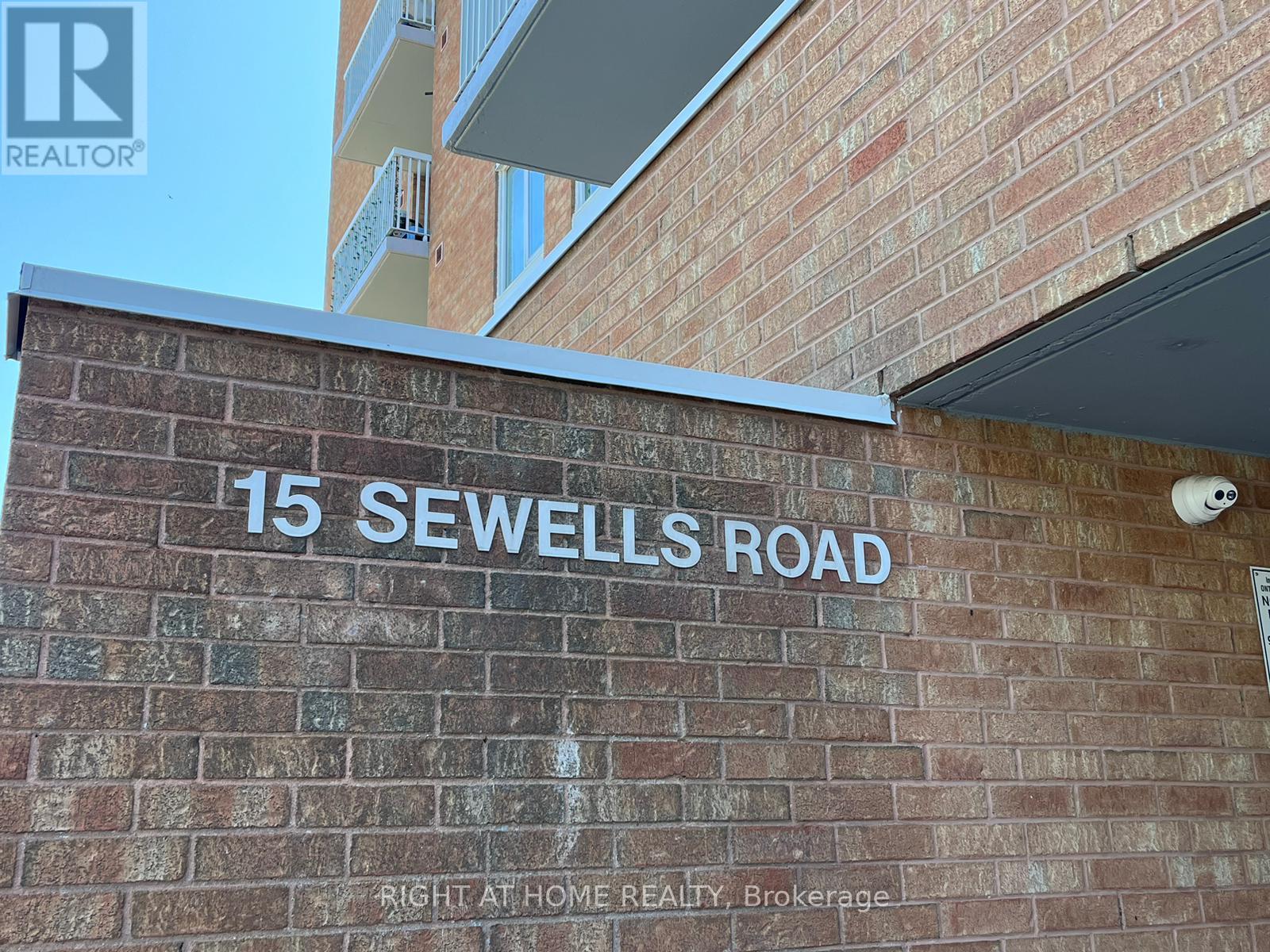 401 - 15 Sewells Road, Toronto, Ontario  M1B 3V7 - Photo 1 - E12660382