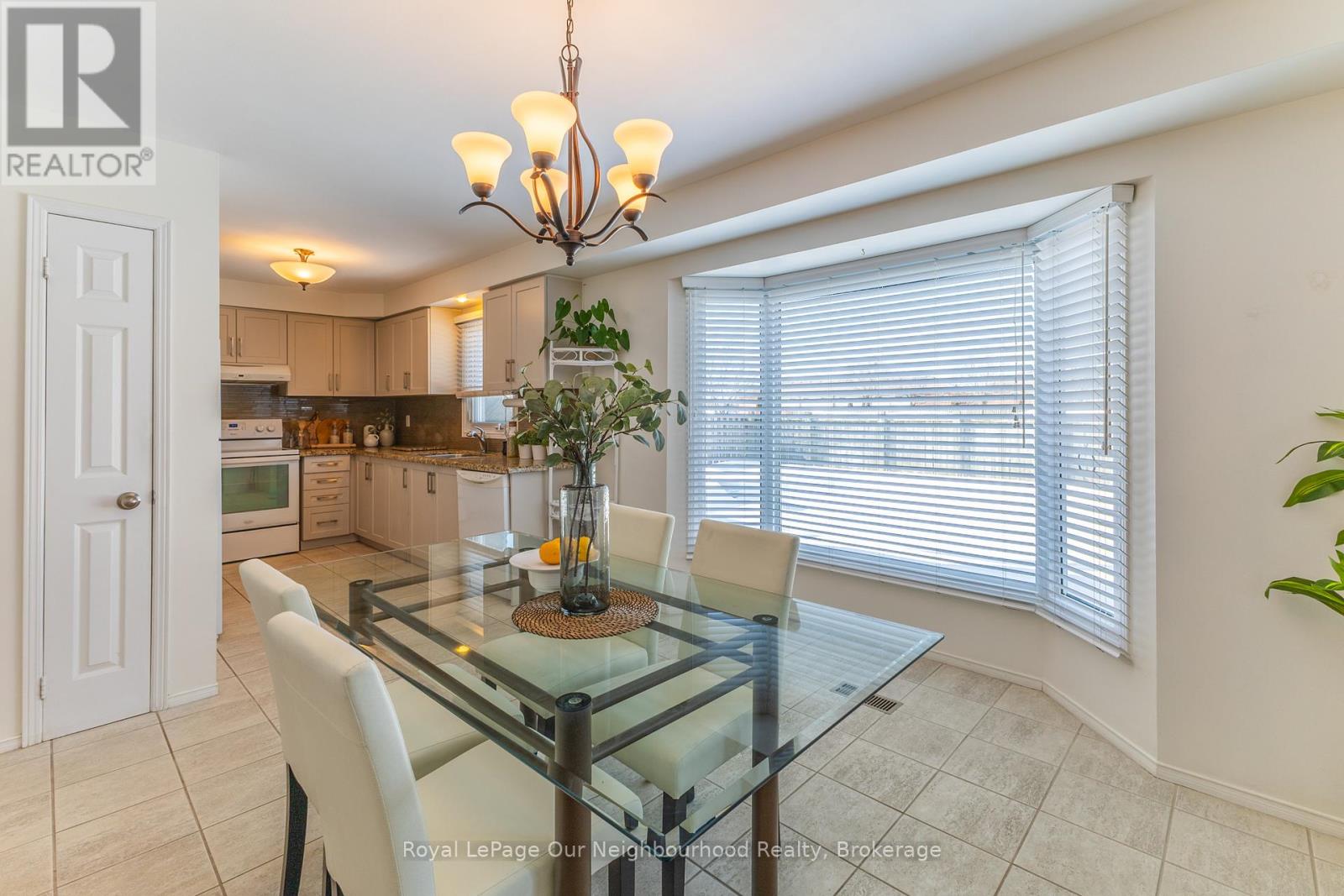 10 Holden Court, Whitby, Ontario  L1N 9A1 - Photo 10 - E12660388