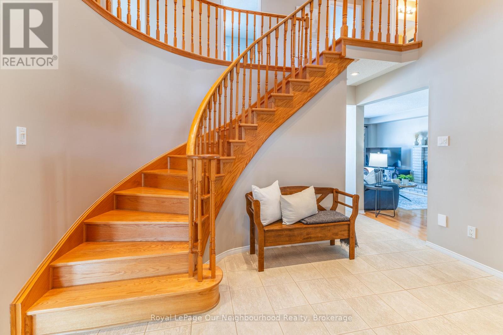 10 Holden Court, Whitby, Ontario  L1N 9A1 - Photo 21 - E12660388