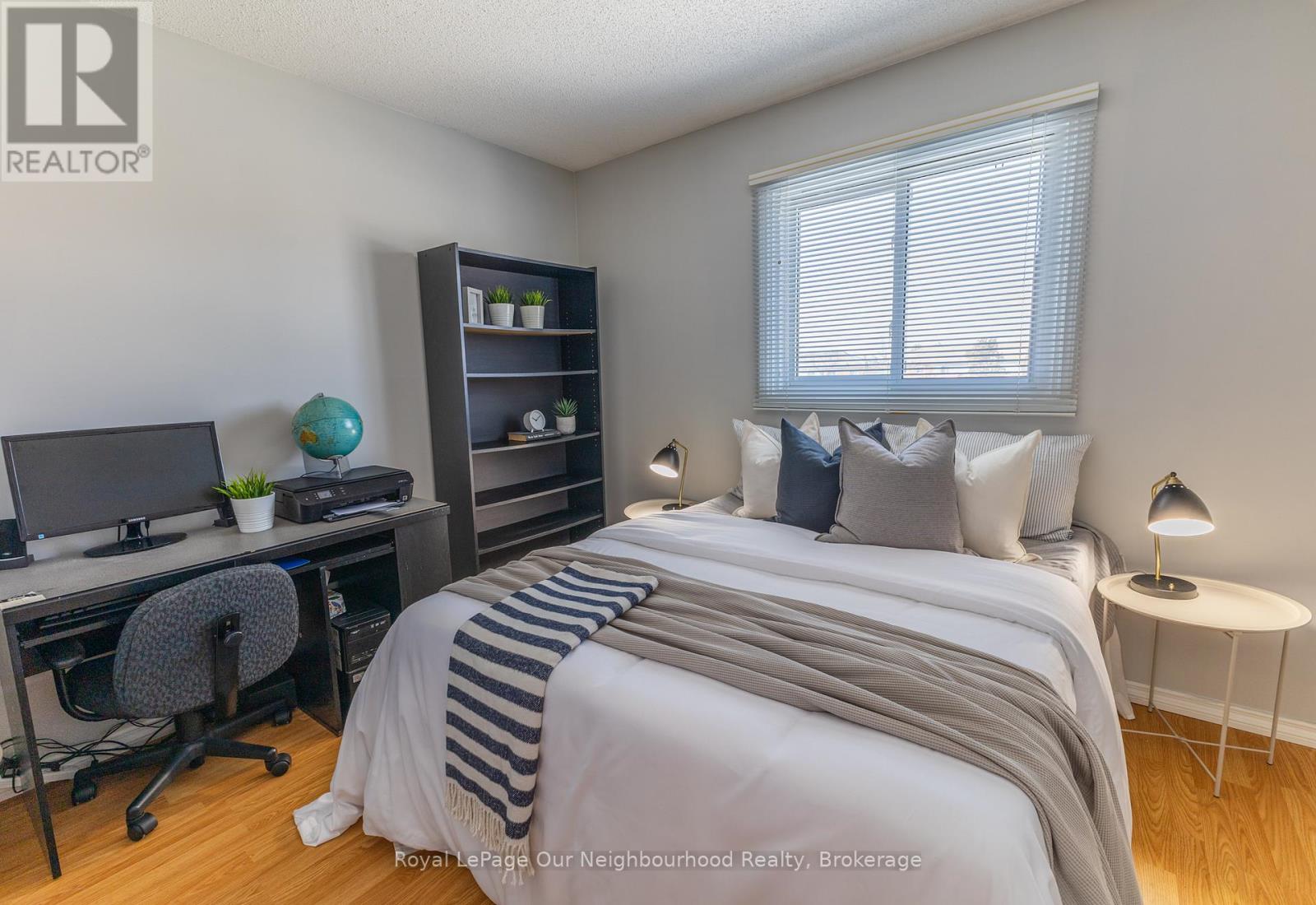 10 Holden Court, Whitby, Ontario  L1N 9A1 - Photo 27 - E12660388