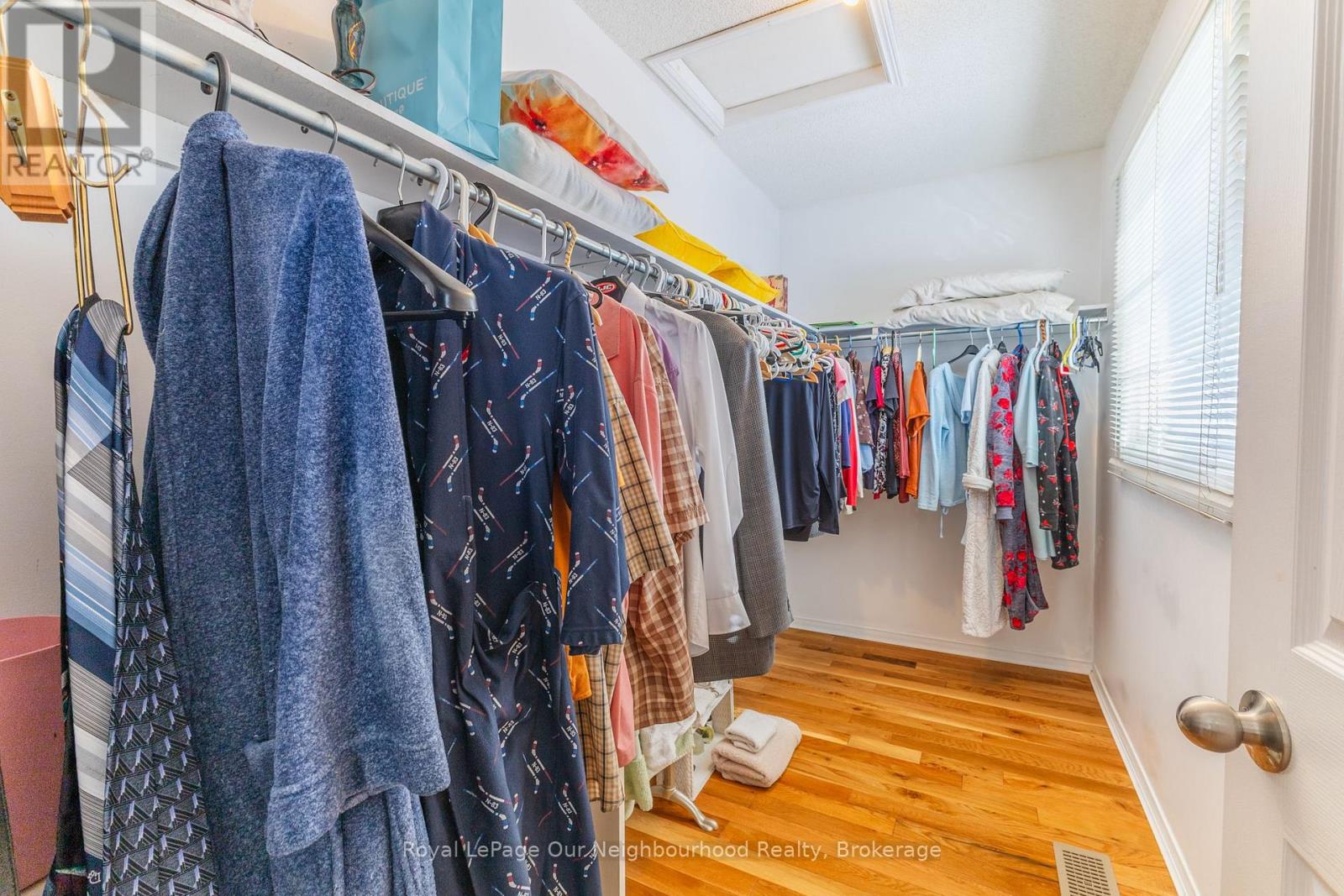 10 Holden Court, Whitby, Ontario  L1N 9A1 - Photo 31 - E12660388