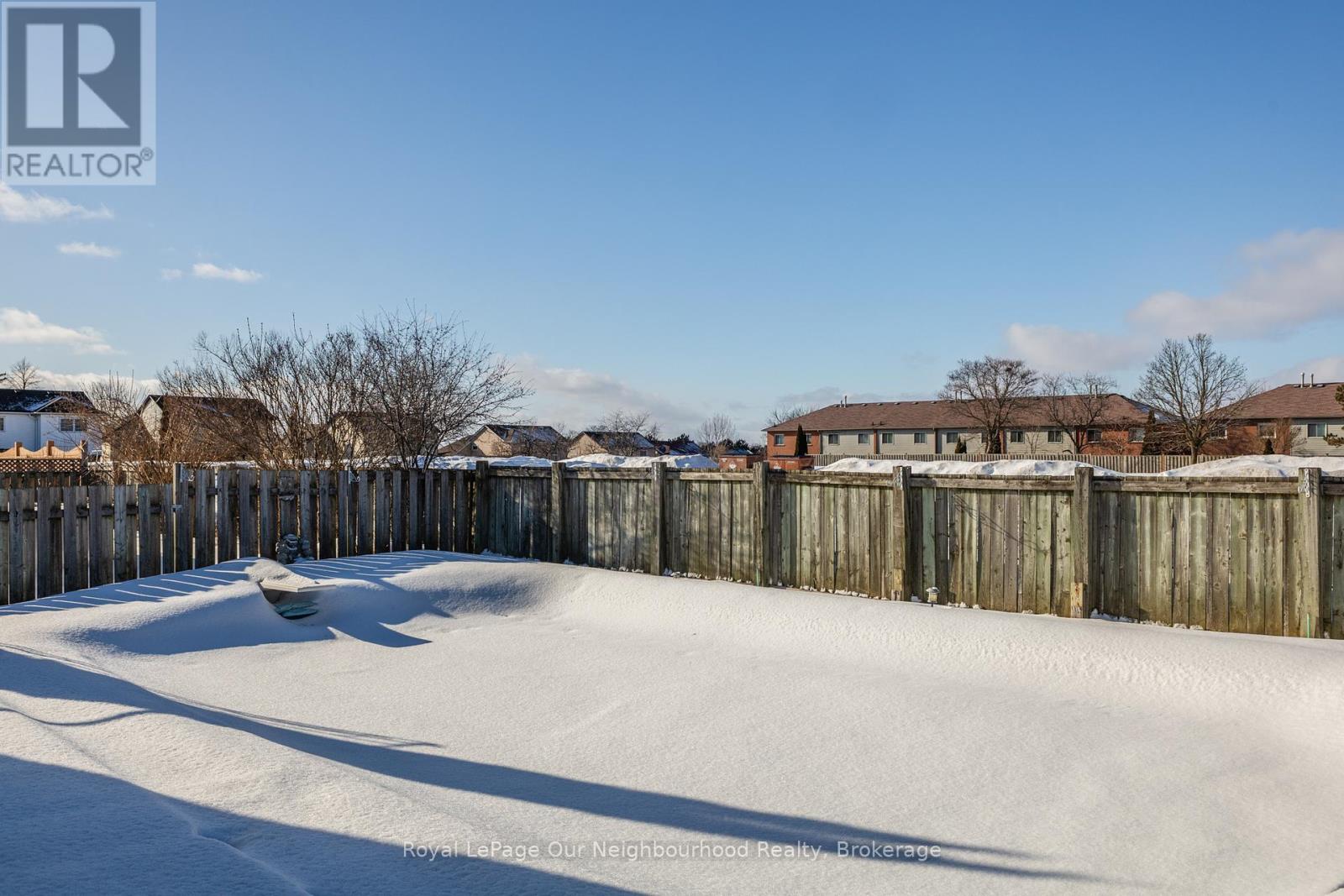 10 Holden Court, Whitby, Ontario  L1N 9A1 - Photo 37 - E12660388