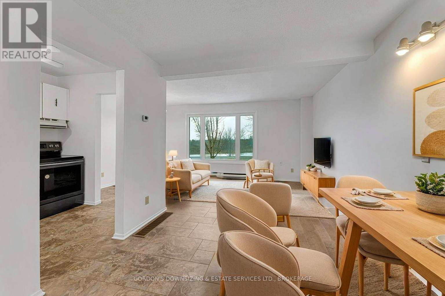 45 - 39 Coventry Crescent, Kingston, Ontario  K7M 7S8 - Photo 2 - X12660406