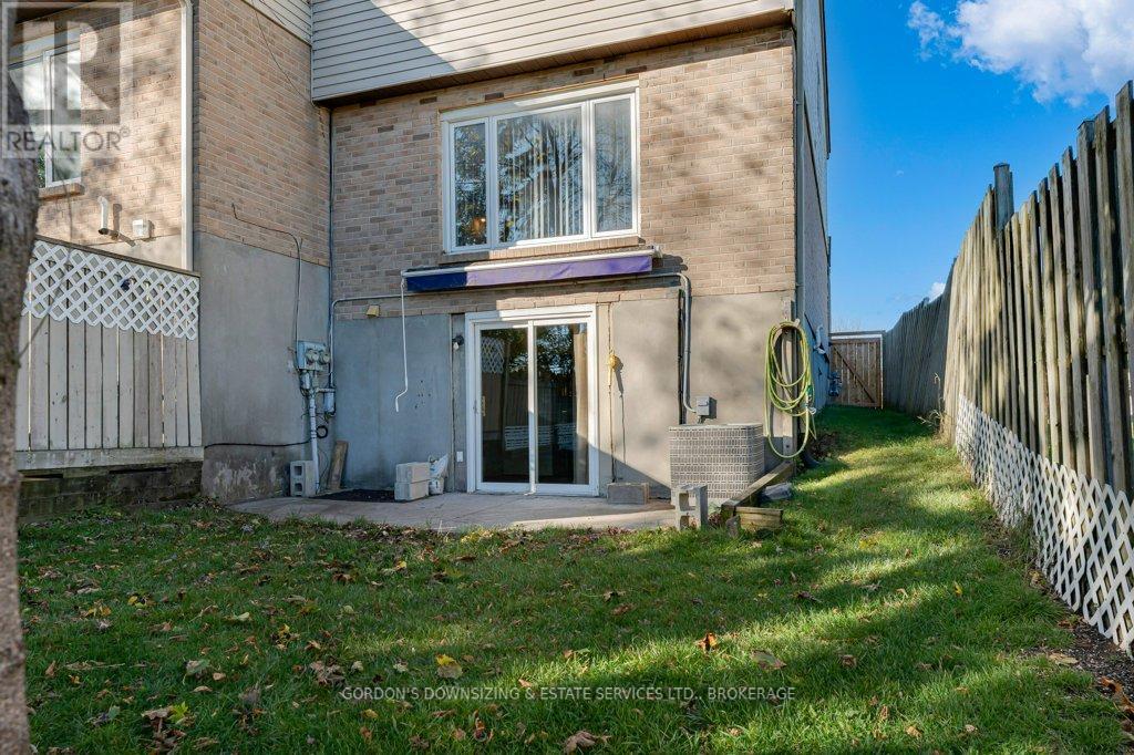 45 - 39 Coventry Crescent, Kingston, Ontario  K7M 7S8 - Photo 43 - X12660406