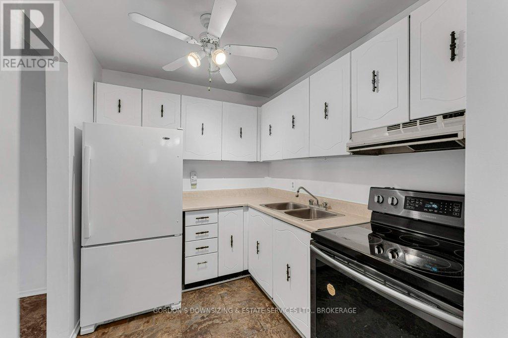 45 - 39 Coventry Crescent, Kingston, Ontario  K7M 7S8 - Photo 9 - X12660406