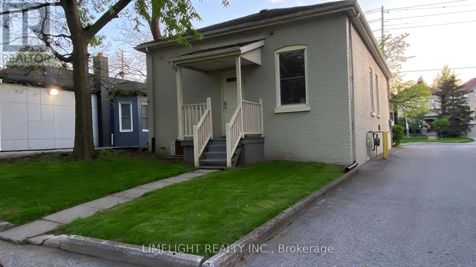 610 Colborne Street, London East, Ontario  N6B 2V2 - Photo 3 - X12660378