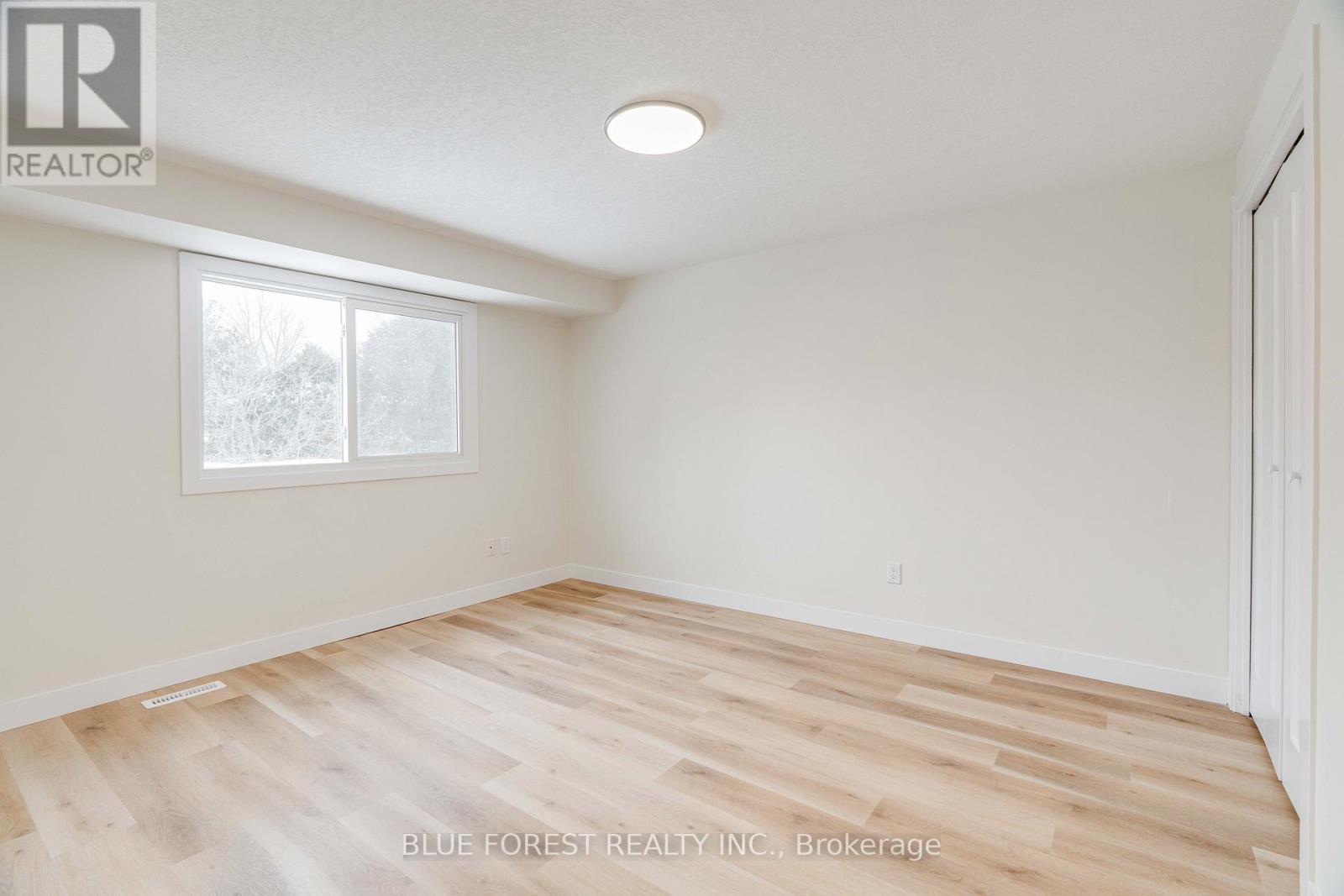 5 Denlaw Road, London North, Ontario  N6G 3L3 - Photo 21 - X12660420