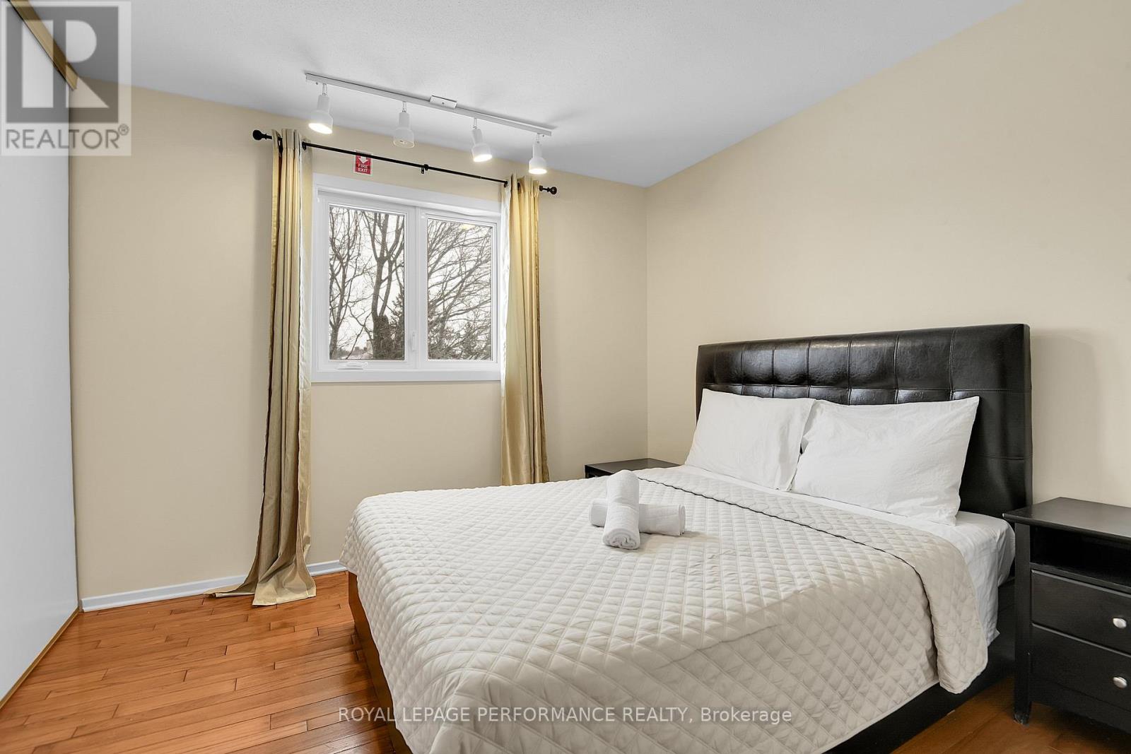 1646 Sunview Drive, Ottawa, Ontario  K1C 5C5 - Photo 16 - X12660366