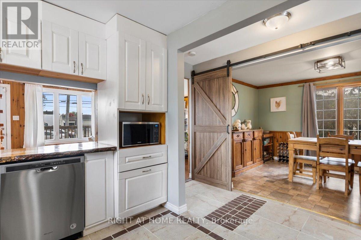 424 Laurier Street, Clarence-Rockland, Ontario  K4K 1E7 - Photo 11 - X12660374