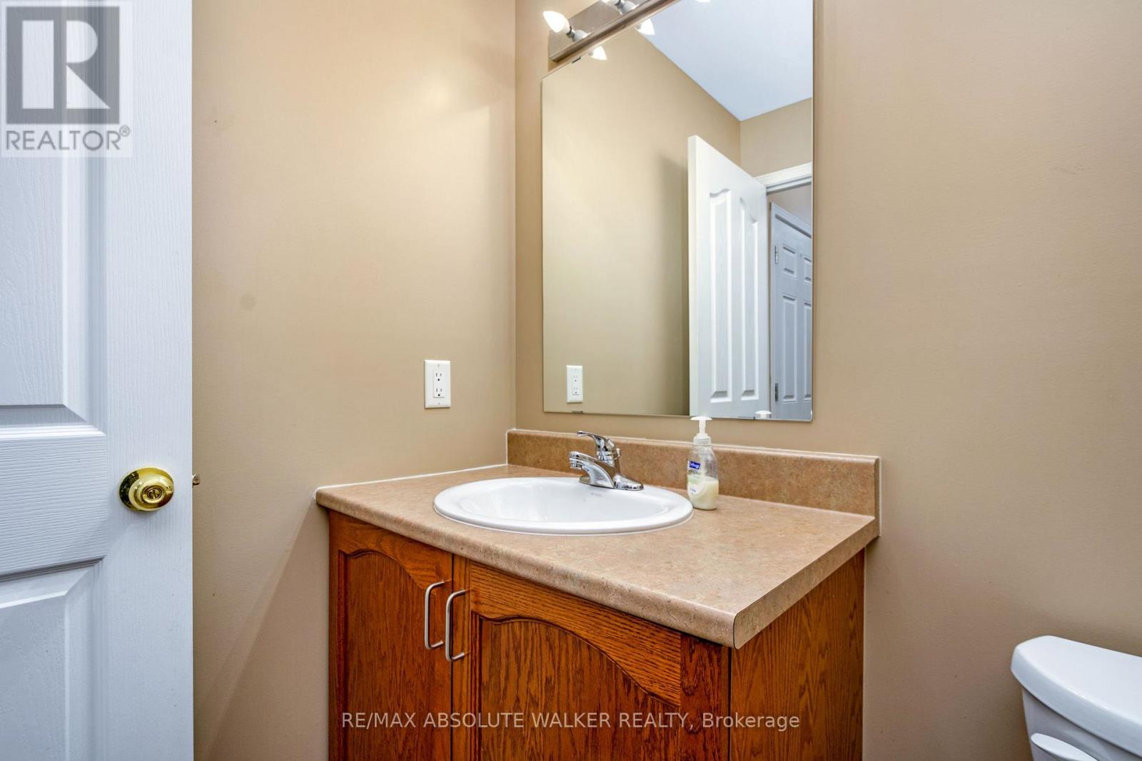 321 Upcountry Drive, Ottawa, Ontario  K2S 2H6 - Photo 22 - X12660404