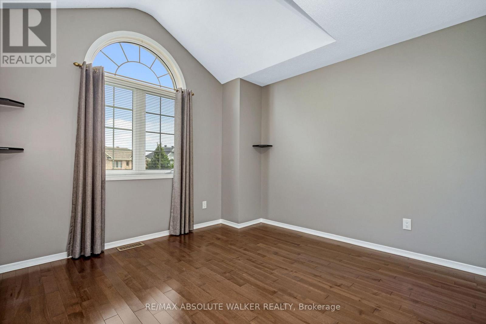 321 Upcountry Drive, Ottawa, Ontario  K2S 2H6 - Photo 26 - X12660404