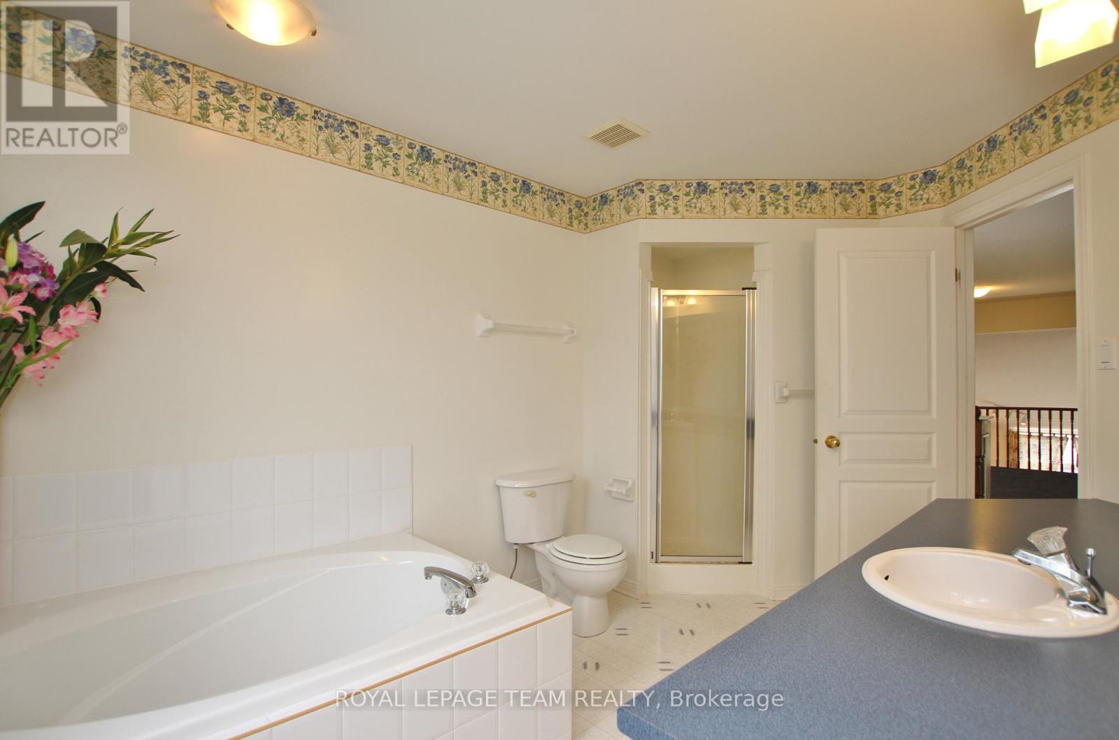 30 Bishops Mills Way, Ottawa, Ontario  K2K 3B9 - Photo 16 - X12660416