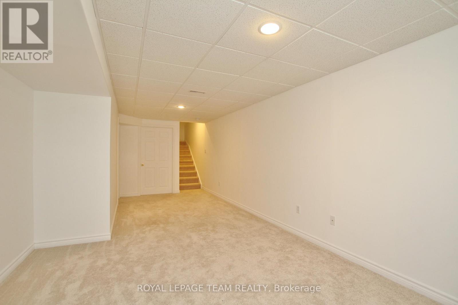 30 Bishops Mills Way, Ottawa, Ontario  K2K 3B9 - Photo 24 - X12660416