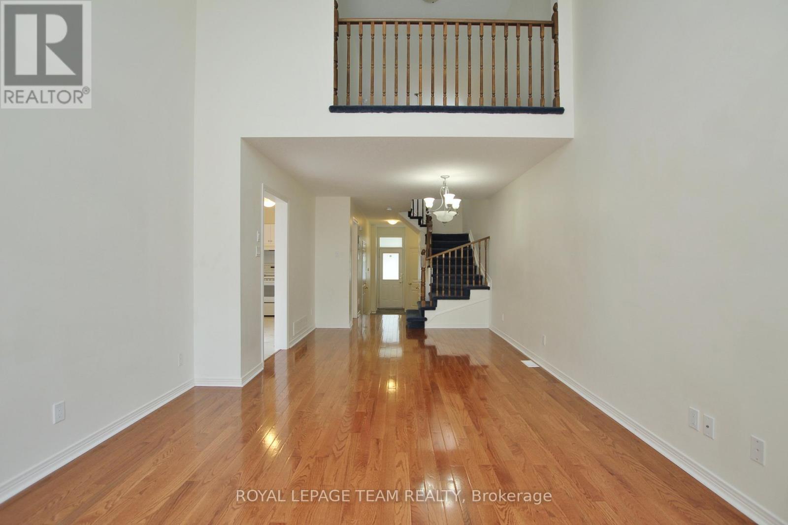 30 Bishops Mills Way, Ottawa, Ontario  K2K 3B9 - Photo 5 - X12660416