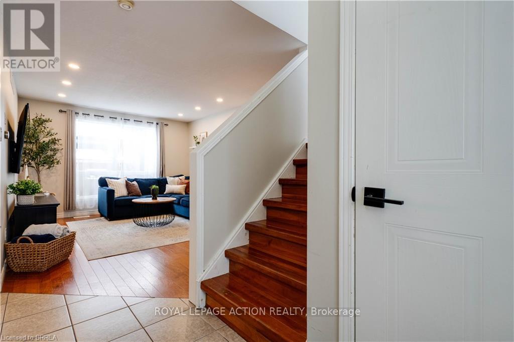 564 Grange Road, Guelph, Ontario  N1E 7C9 - Photo 7 - X12657118