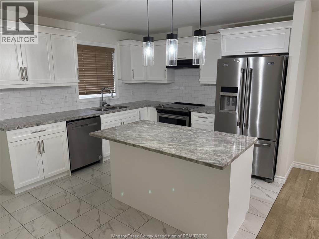 395 Mulberry Lane Unit# Upper, Lakeshore, Ontario  N8L 1A9 - Photo 5 - 26000100