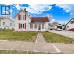 38 CHESTNUT STREET, Wheatley, Ontario