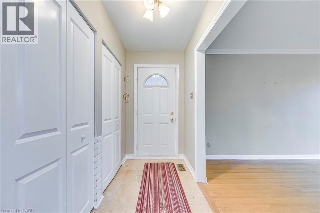 664 Geneva Park Drive, Burlington, Ontario  L7N 3C5 - Photo 3 - 40793281