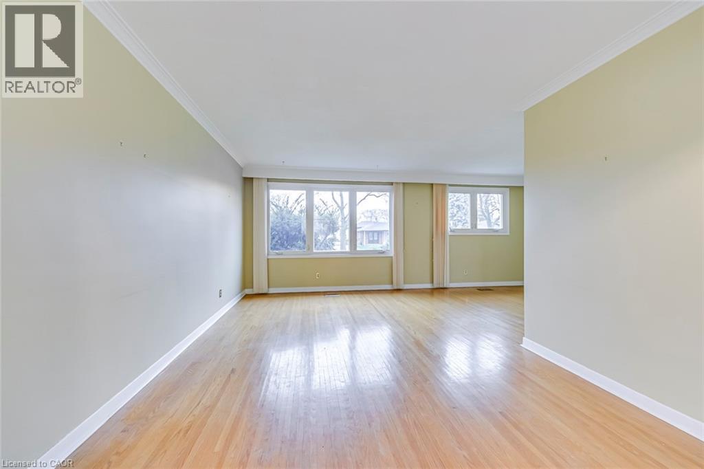 664 Geneva Park Drive, Burlington, Ontario  L7N 3C5 - Photo 4 - 40793281