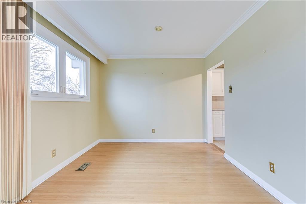 664 Geneva Park Drive, Burlington, Ontario  L7N 3C5 - Photo 9 - 40793281