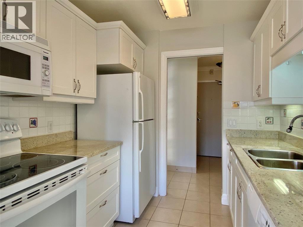 10 Derby Lane Unit# 901, Sarnia, Ontario  N7T 4S4 - Photo 6 - 26000092