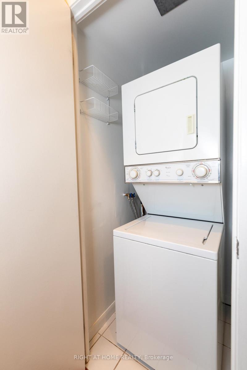 102 - 219 Fort York Boulevard, Toronto, Ontario  M5V 1B1 - Photo 14 - C12660370