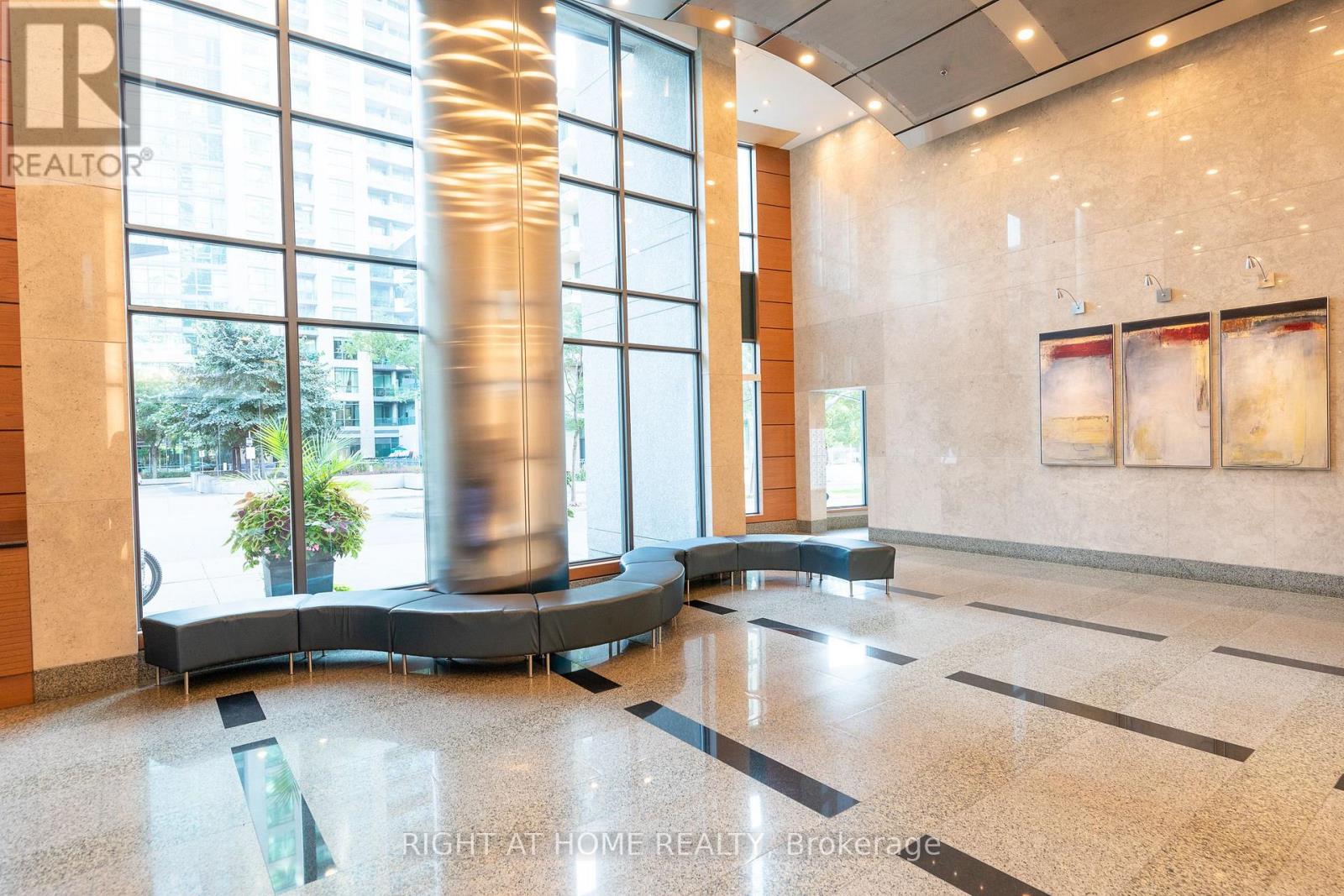 102 - 219 Fort York Boulevard, Toronto, Ontario  M5V 1B1 - Photo 22 - C12660370