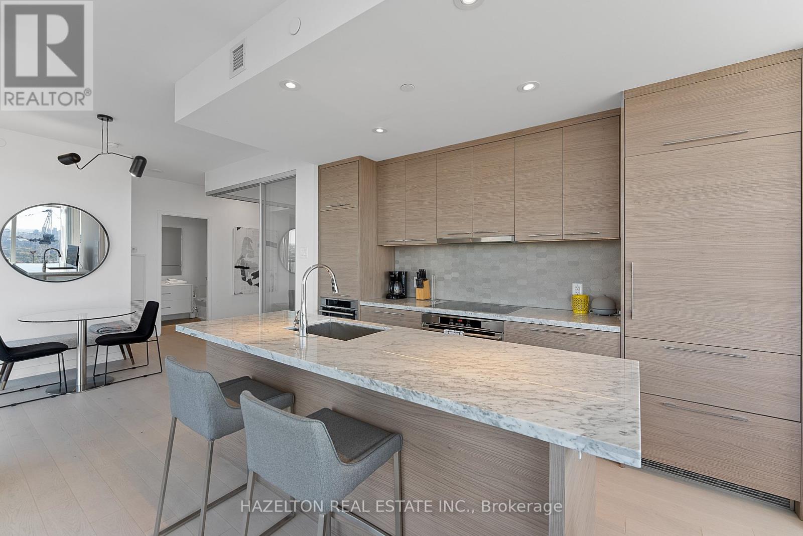 3416 - 488 University Avenue, Toronto, Ontario  M5G 0C1 - Photo 5 - C12660418