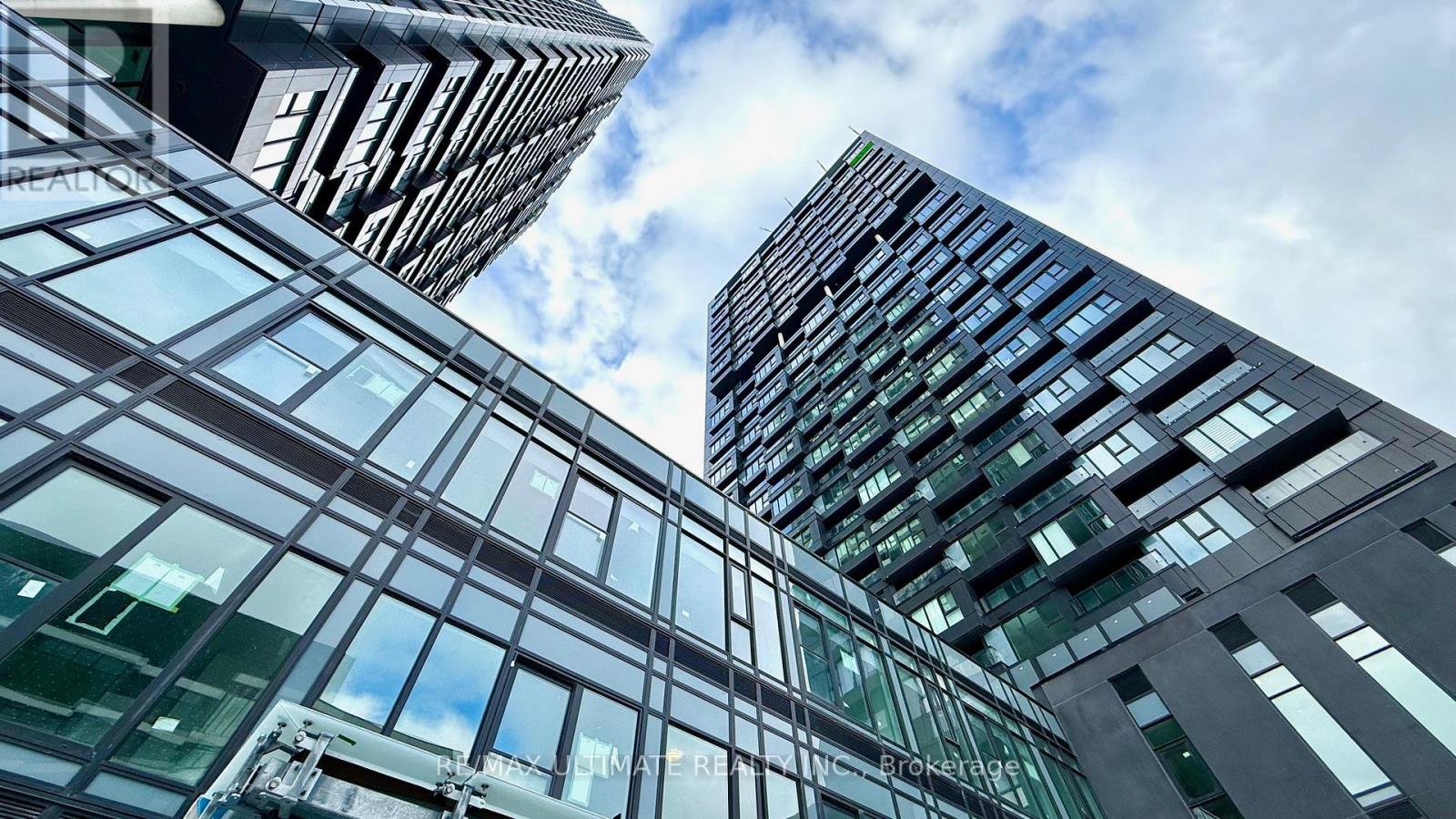 1916 - 1 Quarrington Lane, Toronto, Ontario  M3C 0S4 - Photo 1 - C12660440