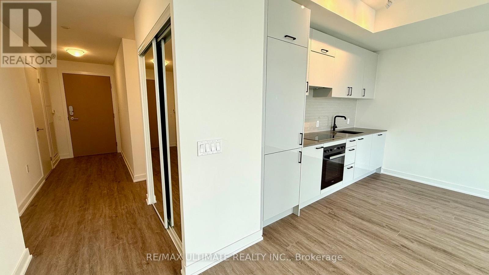 1916 - 1 Quarrington Lane, Toronto, Ontario  M3C 0S4 - Photo 16 - C12660440