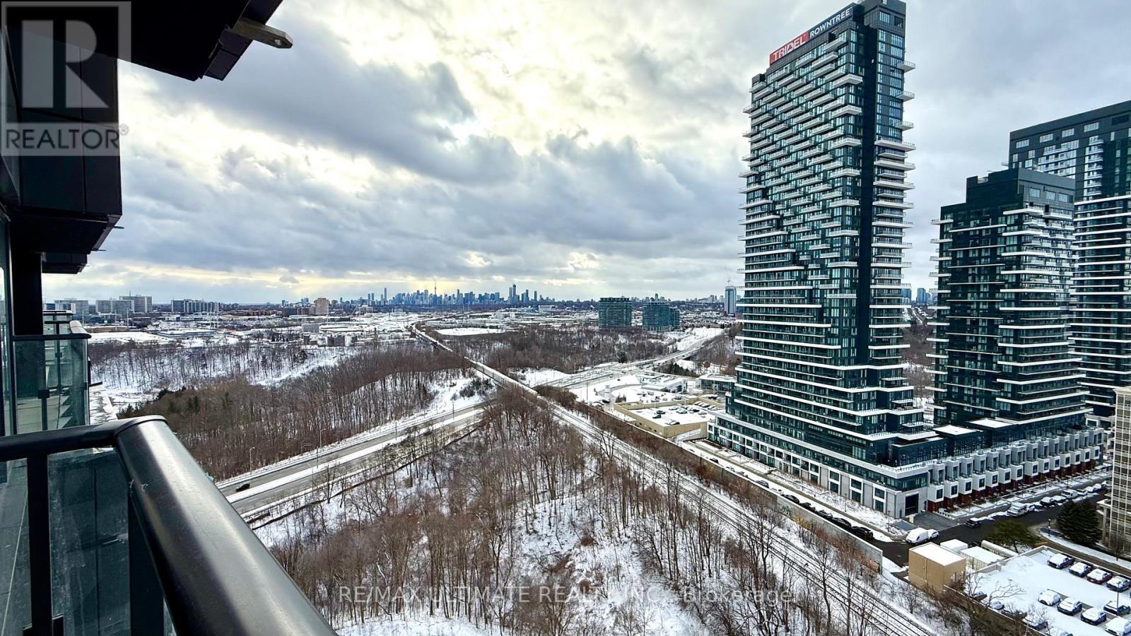 1916 - 1 Quarrington Lane, Toronto, Ontario  M3C 0S4 - Photo 33 - C12660440