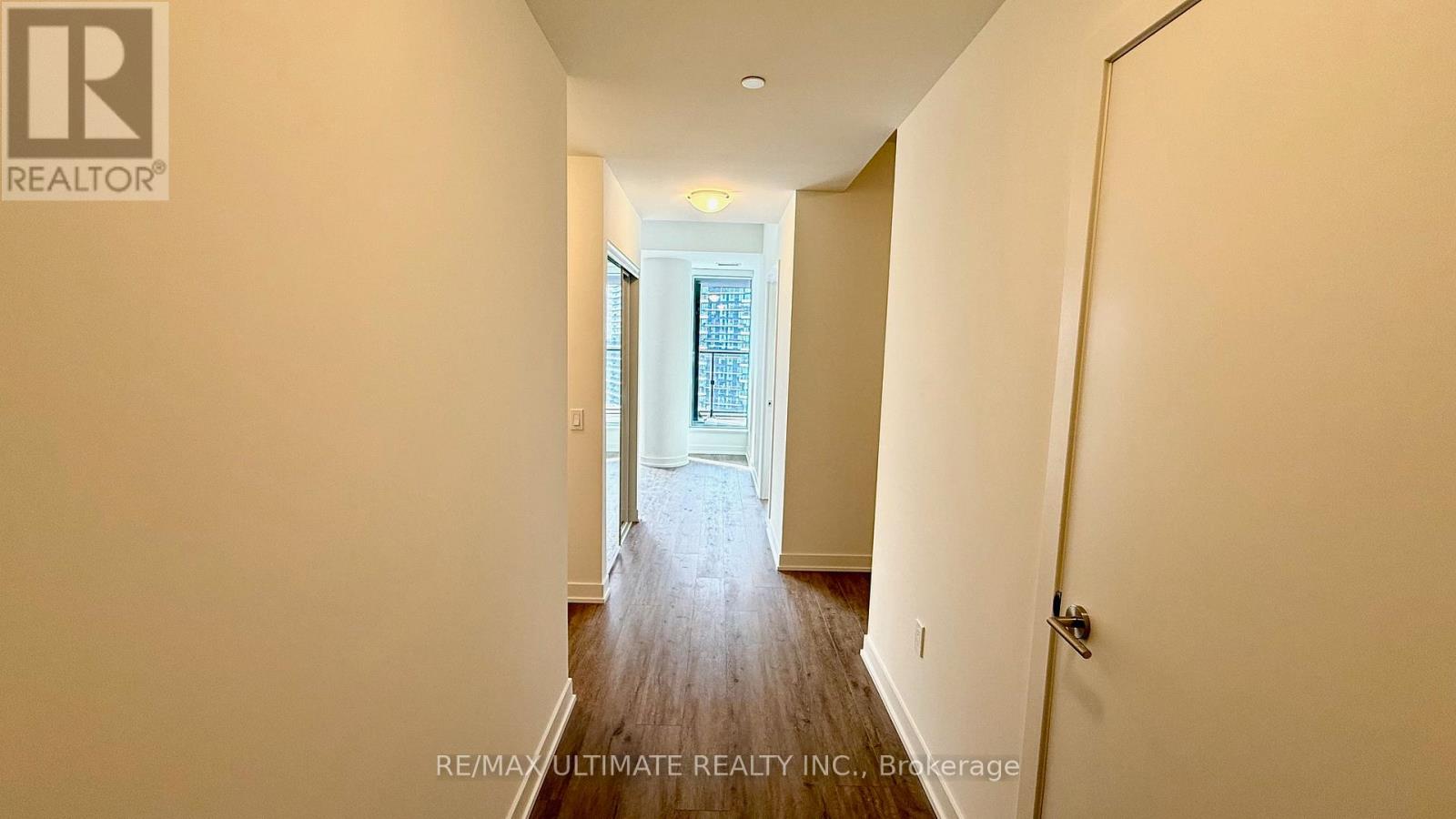 1916 - 1 Quarrington Lane, Toronto, Ontario  M3C 0S4 - Photo 8 - C12660440