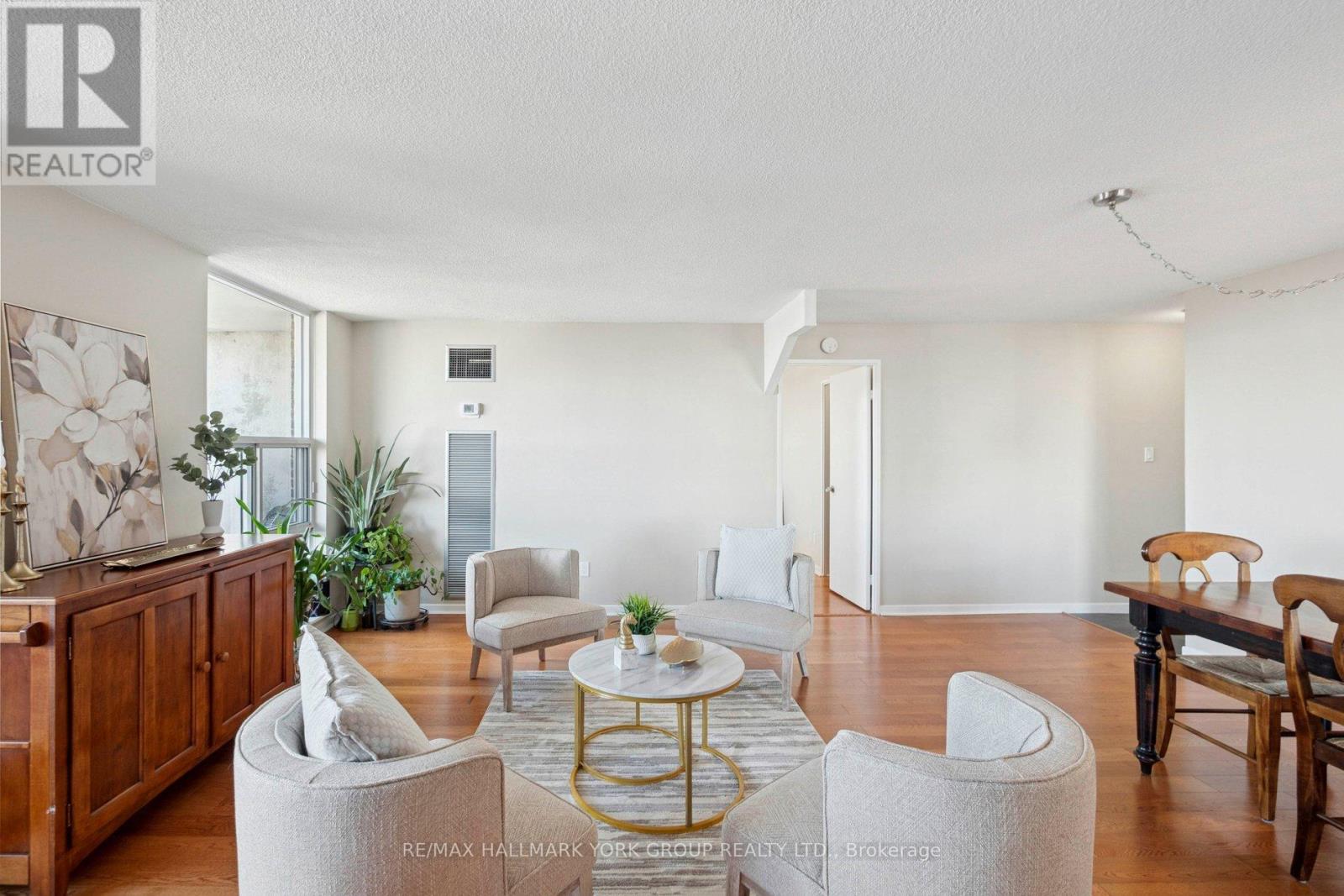 810 - 50 Inverlochy Boulevard, Markham, Ontario  L3T 4T6 - Photo 13 - N12660410