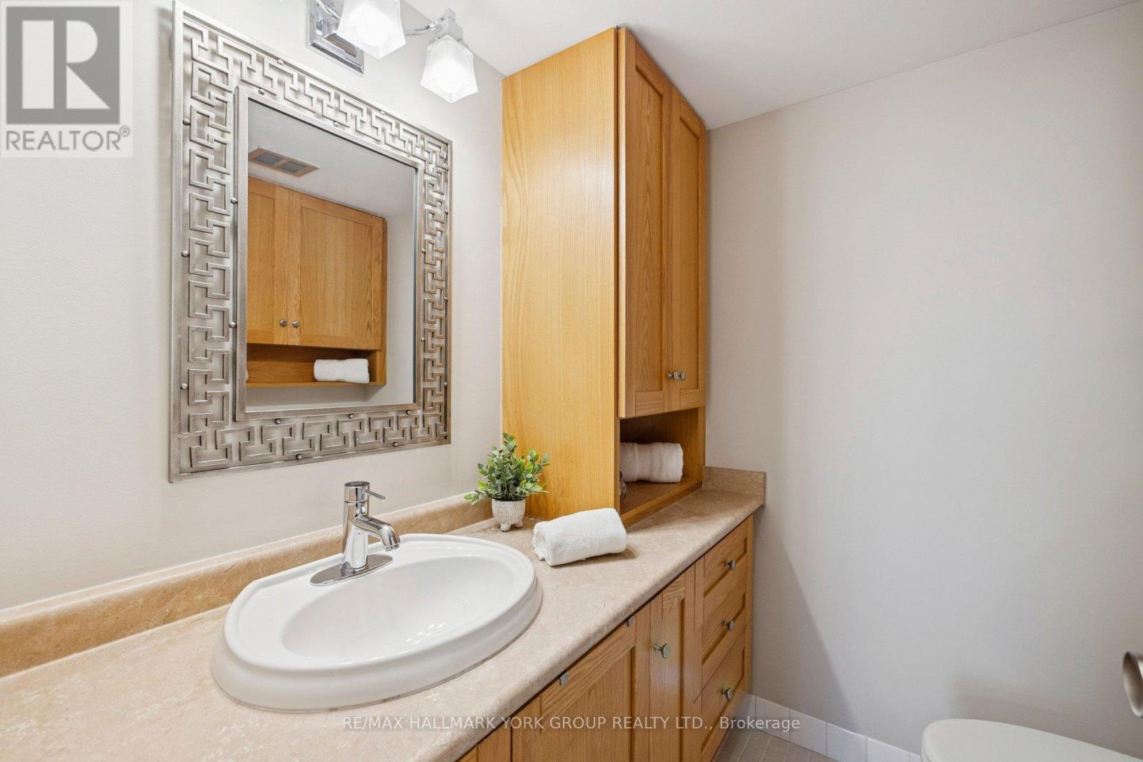 810 - 50 Inverlochy Boulevard, Markham, Ontario  L3T 4T6 - Photo 26 - N12660410