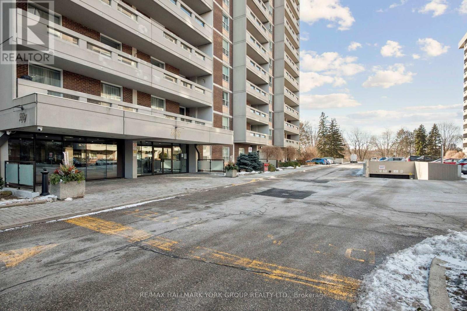 810 - 50 Inverlochy Boulevard, Markham, Ontario  L3T 4T6 - Photo 3 - N12660410