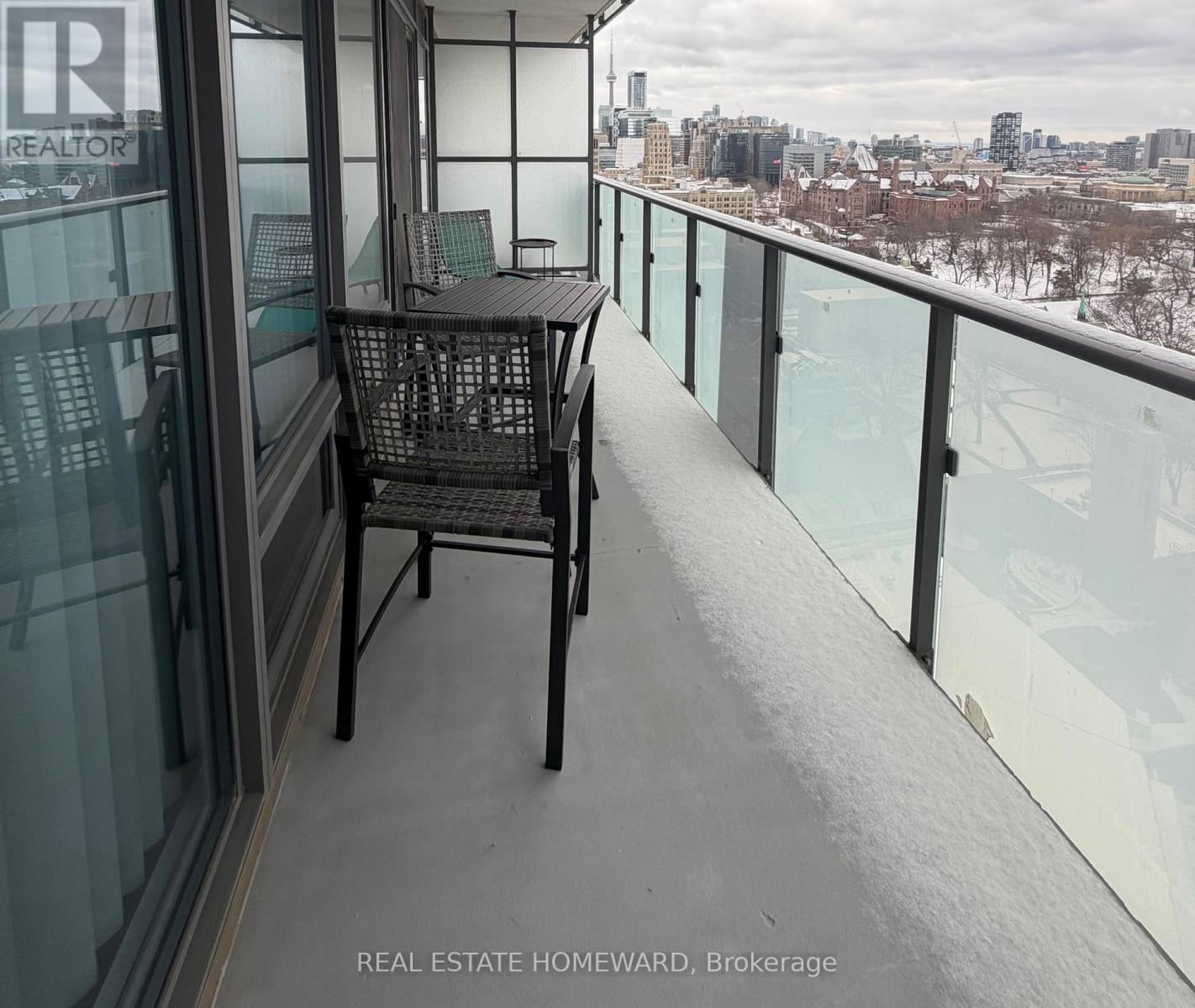 1805 - 65 St Mary St Street W, Toronto, Ontario  M5S 0A6 - Photo 18 - C12659934