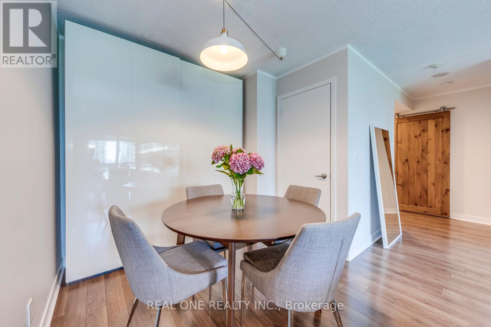 1414 - 155 Legion Road N, Toronto (Mimico), Ontario  M8Y 0A7 - Photo 14 - W12645654