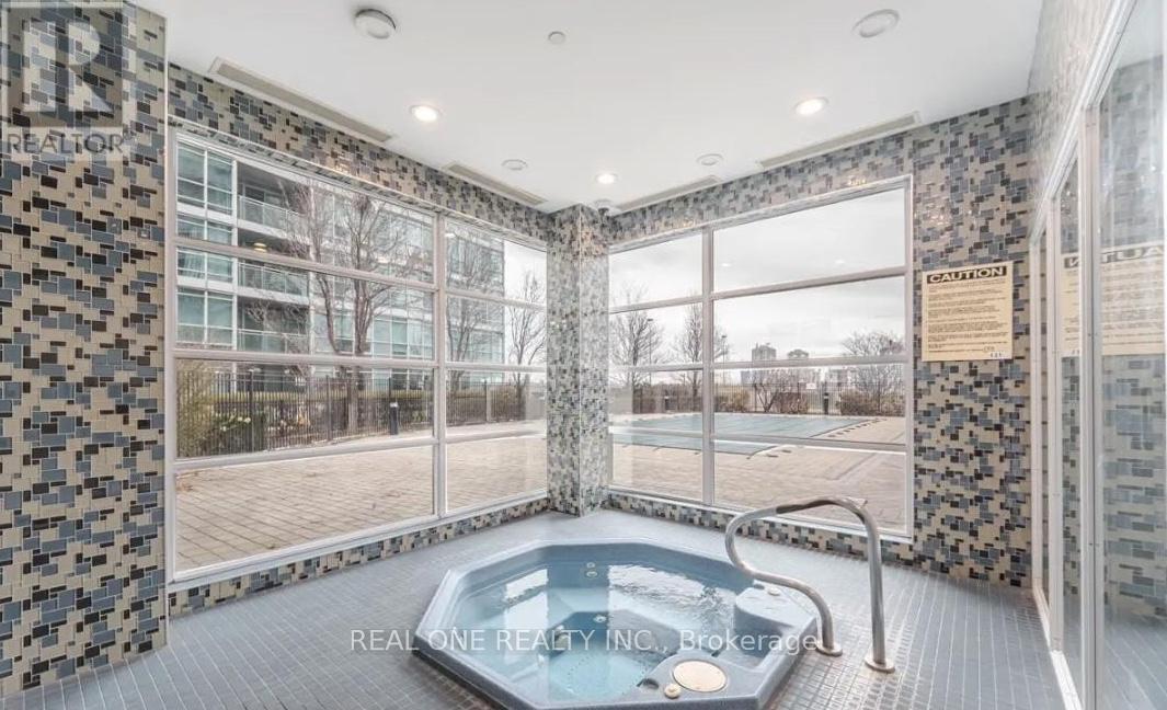 1414 - 155 Legion Road N, Toronto (Mimico), Ontario  M8Y 0A7 - Photo 32 - W12645654