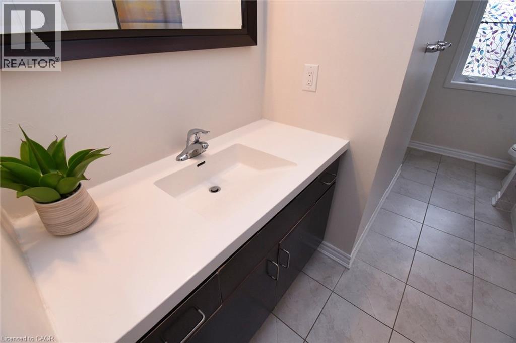 56 Forest Ridge Drive, Waterdown, Ontario  L8B 1V4 - Photo 28 - 40795478