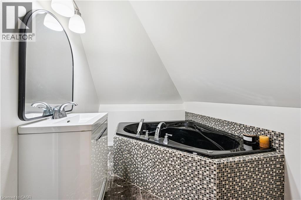 131 Mill Street, Kitchener, Ontario  N2M 3P7 - Photo 24 - 40793829