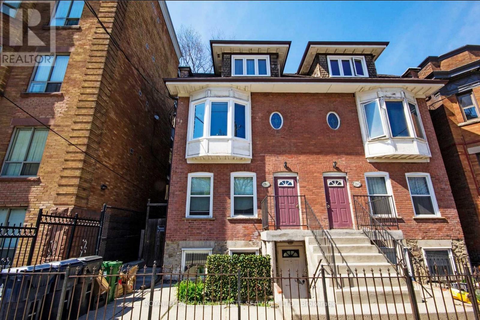 UNIT 4 - 1392 KING STREET W, Toronto, Ontario