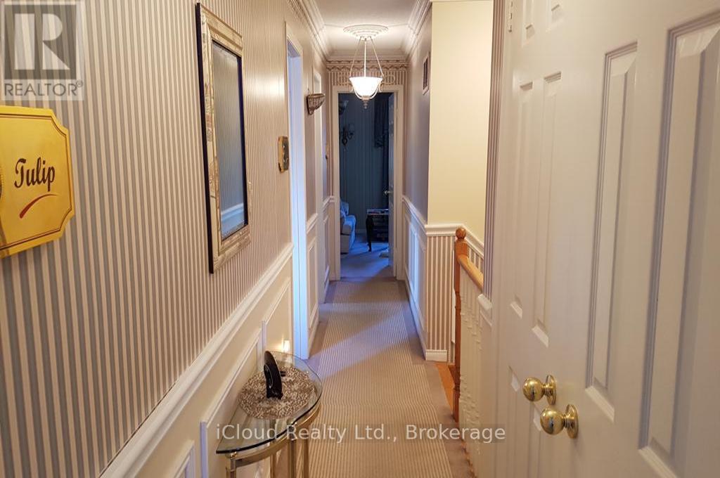 Main & 2nd Flr - 5506 Woodchase Crescent, Mississauga, Ontario  L4Z 3T9 - Photo 10 - W12660376