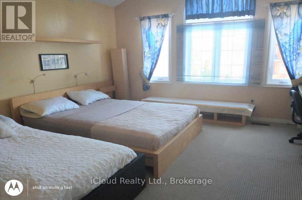 Main & 2nd Flr - 5506 Woodchase Crescent, Mississauga, Ontario  L4Z 3T9 - Photo 17 - W12660376