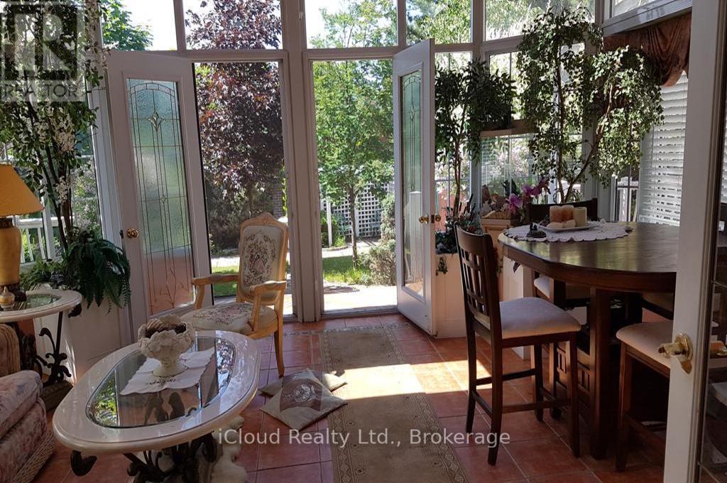 Main & 2nd Flr - 5506 Woodchase Crescent, Mississauga, Ontario  L4Z 3T9 - Photo 8 - W12660376