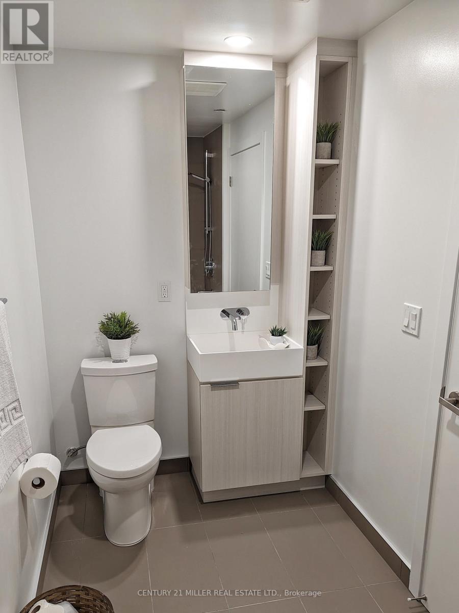 806 - 370 Martha Street, Burlington, Ontario  L7R 0G9 - Photo 11 - W12660384