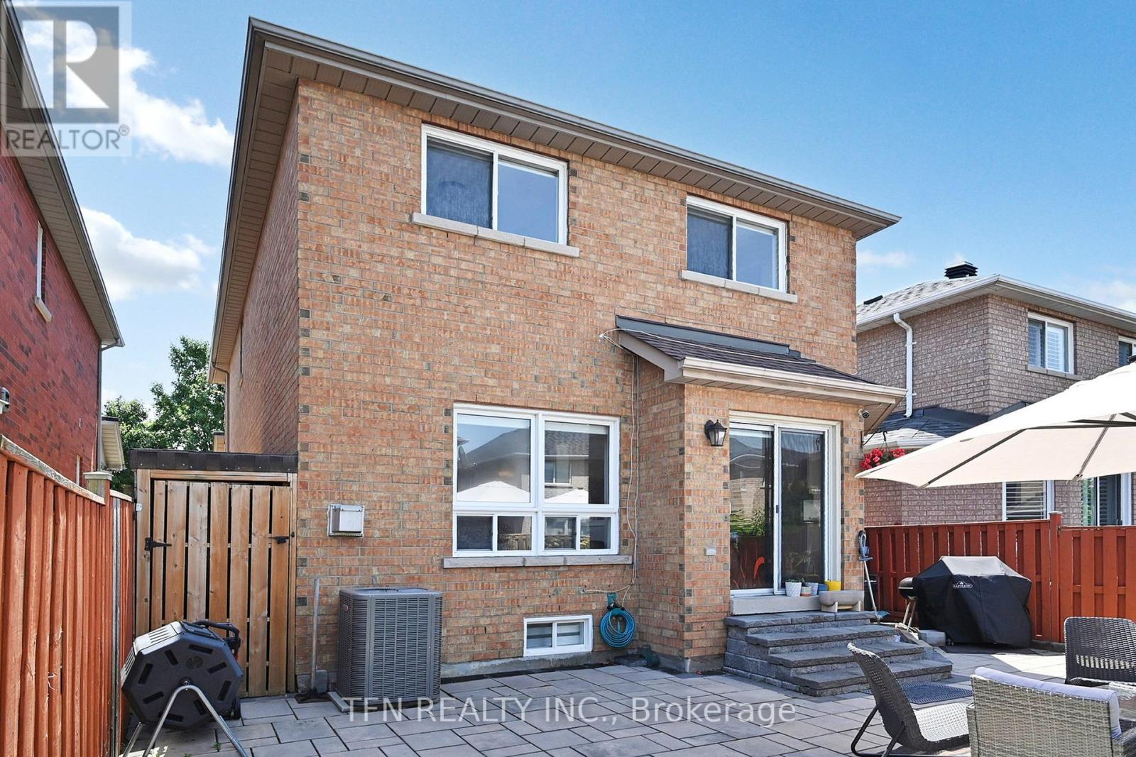 851 Clemens Crescent, Mississauga, Ontario  L5V 2S8 - Photo 40 - W12660438