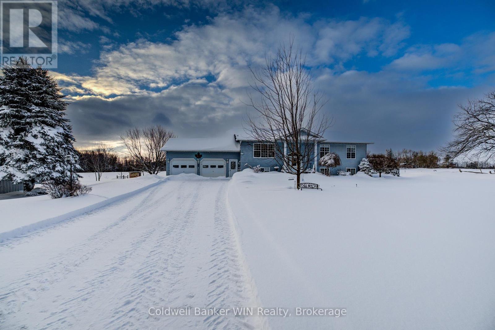 083768 Southgate Rd 8, Southgate, Ontario  N0G 2L0 - Photo 2 - X12473206